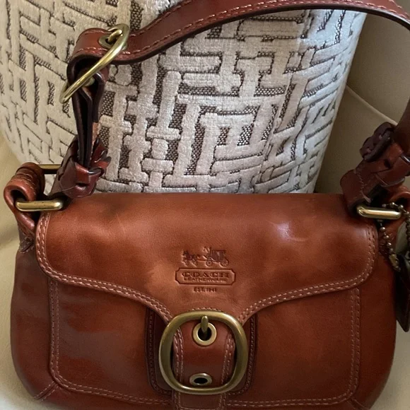 Vintage Coach Bleeker small flap Shoulder Bag in brown leather - Picture 7 of 8